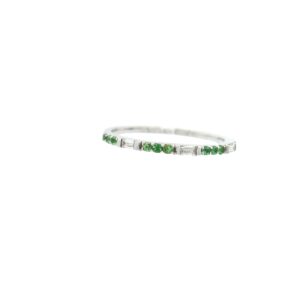 Elegant Green Gemstone Ring