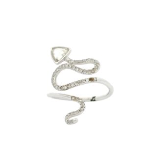 Elegant Snake-Inspired Ring